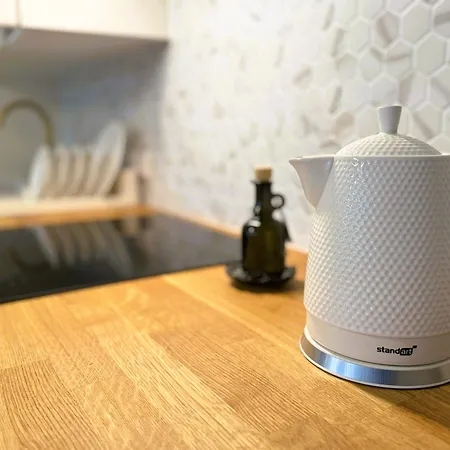 Angel Charm - Old Town Apartment *