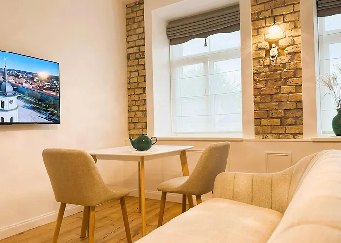 Angel Charm - Old Town *